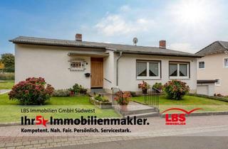 Einfamilienhaus kaufen in 54636 Nattenheim, Gemütliches Einfamilienhaus mit Garagen und Garten in Nattenheim
