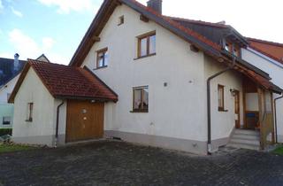 Doppelhaushälfte kaufen in 79848 Bonndorf, Kapitalanleger aufgepasst! Doppelhaushälfte mit Einliegerwohnung in Bonndorf-Stadt