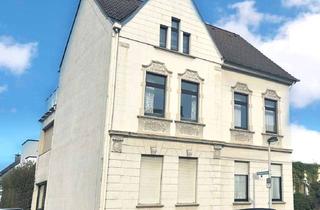 Mehrfamilienhaus kaufen in 42655 Solingen, Solides Mehrfamilienhaus mit Anbau und Dachterrasse und vielen Nutzungsmöglichkeiten in Höhscheid