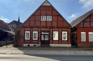 Haus kaufen in 31618 Liebenau, Charmantes Fachwerkhaus mit viel Potenzial in Liebenau !