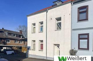 Anlageobjekt in 25421 Pinneberg, Mehrfamilienhaus mit neun Mini-Apartments und Nebengebäuden in Pinneberg – Kapitalanlage oder für Ku