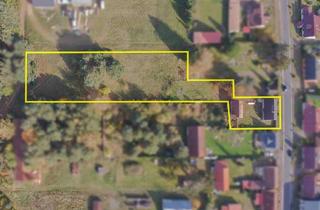 Anlageobjekt in Dorfstraße 20, 16837 Dorf Zechlin, Greifen Sie zu! Renovierungsbedürftiges Einfamilienhaus samt Garten, Garage und 3 Freistellplätzen