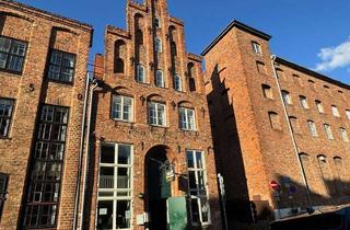 Anlageobjekt in 23552 Innenstadt, Altstadthaus mit 5 gepflegten Mieteinheiten in der Lübecker Altstadt (Gründungsviertel)