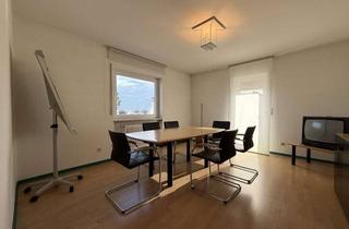 Büro zu mieten in 61440 Oberursel, Helle Büro-/Praxisfläche in Oberursel – 3 Räume mit Balkon, Küche & Bad