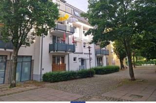 Wohnung kaufen in 01705 Freital, Eindrucksvoll Wohnen im Dachgeschoss! Großer Balkon, Tageslichtbad mit Wanne, ruhige Lage!