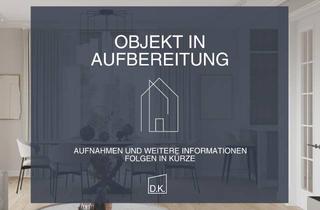 Wohnung kaufen in 12205 Lichterfelde, Luxuriös & kernsaniert: Dachgeschosswohnung mit großem Südbalkon an der Villenkolonie Lichterfelde