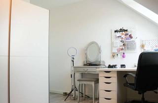 Wohnung kaufen in 41812 Erkelenz, Attraktive vermietete 3-Zimmer-Eigentumswohnung mit Balkon und Tiefgaragenstellplatz