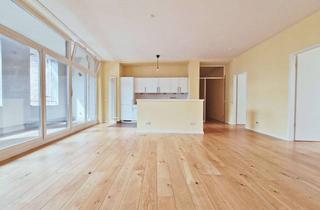 Wohnung kaufen in Lindenstraße 33, 12555 Köpenick, *Familientraum an der Spree* 3-Zimmer-Wohnung mit sonniger Loggia und TG-Stellplatz