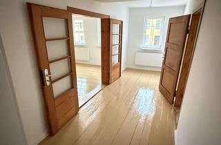 Wohnung mieten in Rathausplatz, 07747 Lobeda, elegante 2,5-Zimmer-Wohnung im 1. OG in Jena-Lobeda