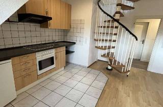 Wohnung mieten in Düsseldorfer Straße 102, 41238 Rheydt, 70 m², gemütliche, helle Dachgeschosswohnung für 2 Personen mit wenig Möbeln