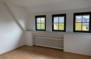 Wohnung mieten in Buchbacher Straße 10, 95173 Schönwald, Sanierte 3-Raum-Wohnung mit Balkon und Einbauküche in Schönwald