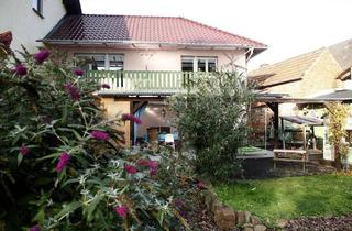 Haus kaufen in Hauptstraße 22, 63584 Gründau, Ein Wohnjuwel für Individualisten – Leben, wo das Herz zur Ruhe kommt