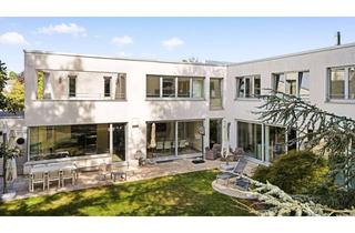 Villa kaufen in 40489 Wittlaer, Stilvolle Villa in ruhiger Lage nähe des Rheins – Eine echte Rarität