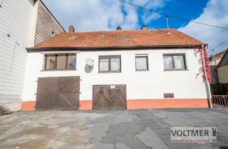 Einfamilienhaus kaufen in 66540 Neunkirchen, PLATZWUNDER - Einfamilienhaus mit drei Garagen und Nebengebäuden in Neunkirchen-Wiebelskirchen!