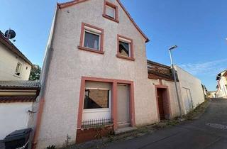 Einfamilienhaus kaufen in 67283 Obrigheim, Freistehendes Einfamilienhaus -Schnäppchen für den Handwerker