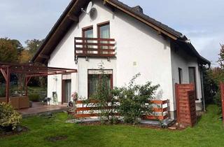 Haus kaufen in 08209 Auerbach, 08208! OT AUERBACH - IHR WOHLFÜHLHAUS MIT SAUNA, KAMIN UND GARTENPARADIES!