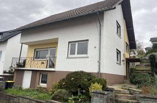 Haus kaufen in 63667 Nidda, Sanierungsbedürftiges EFH - ruhige Hanglage.