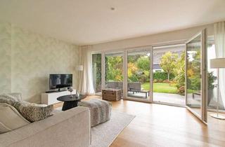 Doppelhaushälfte kaufen in 22399 Poppenbüttel, Doppelhaushälfte in Poppenbüttel - Erstklassig saniert und einzugsbereit