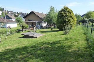 Haus kaufen in 51643 Gummersbach, Bevorzugte Wohnlage, Wohlfühlhaus mit Garage und zwei Carports auf großem Grundstück