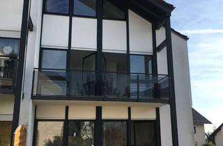 Haus mieten in Altmutterweg 37, 63773 Goldbach, Extravagante Doppelhaushälfte mit großem Garten, Sonnen-Terrasse und Balkon