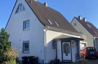 Einfamilienhaus kaufen in 42899 Remscheid, EFH in RS-Lüttringhausen mit Garten, Balkone und Garage