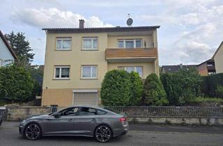 Haus kaufen in Marktstefter Straße 23, 97318 Kitzingen, Kitzingen - Zweifamilienhaus Kitzingen-Hohenfeld