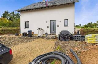 Einfamilienhaus kaufen in 54570 Kalenborn-Scheuern, Kalenborn-Scheuern - Neuwertiges Massa-Haus im KfW-55-Standard in ruhiger Wohnlage mit großem Grundstück