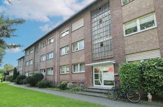 Wohnung kaufen in 47807 Krefeld, Krefeld - Viel Potenzial: Charmante 3 Zimmerwohnung mit Balkon und eigener Garage in Krefeld - Fischeln