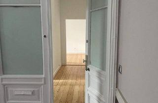 Wohnung kaufen in 65185 Wiesbaden, Wiesbaden - 4 Zimmer Altbau in Wiesbaden-Mitte, ab 31.10.2025 frei, provisionsfrei zu verkaufen