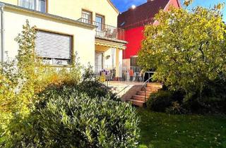 Haus kaufen in 63303 Dreieich, Dreieich - Bald frei: Zweifamilienhaus mit großem Grundstück und viel Potenzial - KEINE PROVISION!