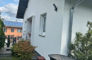 Haus kaufen in 65232 Taunusstein, Taunusstein - Sehr schönes Zweifamilienhaus zu verkaufen