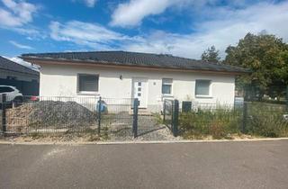 Einfamilienhaus kaufen in 06794 Glebitzsch, Sandersdorf-Brehna - Einfamilienhaus Bungalow-Stil zu verkaufen