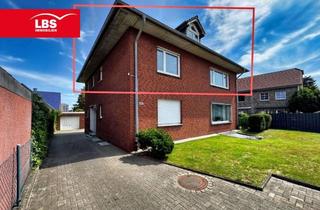 Wohnung kaufen in Holderberger Straße 108, 47447 Moers, 2 Eigentumswohnungen in einem gepflegten 3-Familienhaus I Garage I Garten