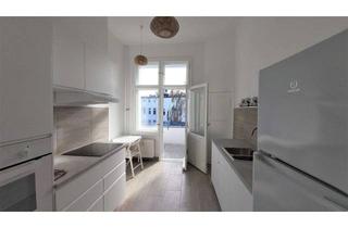 Wohnung kaufen in Bernstorffstrasse, 13507 Tegel, Provisionfrei ! Cozy & Sunny / Helle Sonnige & Sanierte Wohnung mit Süd-Balkon in Alt-Tegel