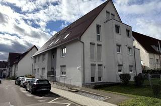 Wohnung kaufen in Kapellenstraße, 73230 Kirchheim, Moderne 4-Zimmer-Dachgeschosswohnung mit Balkon & Dachterrasse in Kirchheim unter Teck