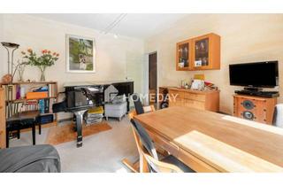 Wohnung kaufen in 70182 Mitte, Leerstehend & sofort verfügbar – Altbau-Charme mit Balkon in Stuttgart-Dobel