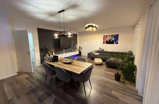 Wohnung kaufen in Larstraße 119, 53844 Troisdorf, Elegante 3-Zimmer Wohnung mit Balkon und Garage in Troisdorf