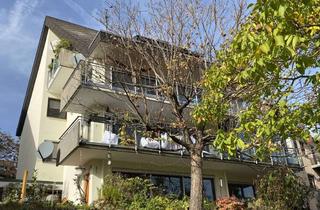 Wohnung kaufen in Planckstrasse 37, 70184 Ost, 3-Zimmer-DG-Wohnung mit Garage - Garten - Panoramablick - provisonsfrei!