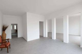 Wohnung kaufen in 13507 Tegel, Schnäppchen - EG - Wohnung zentral und Barrierefrei zum Selbstausbau