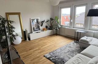 Wohnung mieten in 70188 Ost, Neu sanierte Altbauwohnung mit zwei Balkonen in Stuttgart Ost