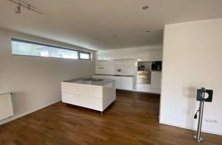 Wohnung mieten in 76356 Weingarten, Luxuriöse 3-Zimmer Erdgeschosswohnung mit Garten in Weingarten (Baden)