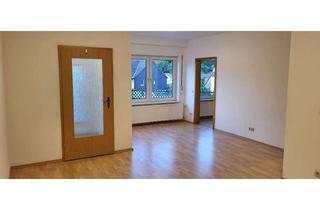 Wohnung mieten in 36251 Bad Hersfeld, 2 Zimmer Küche Bad in Bad Hersfeld-Heenes