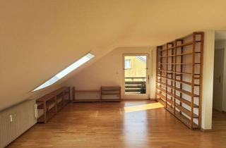 Wohnung mieten in 73087 Bad Boll, Helle 2-Zimmer Dachgeschosswohnung mit Balkon in Bad Boll