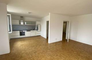 Wohnung mieten in Fraunhoferstraße 33, 94315 Straubing, Helle 3,5-Zimmer Wohnung im 3. OG mit Aufzug in Straubing Kernstadt