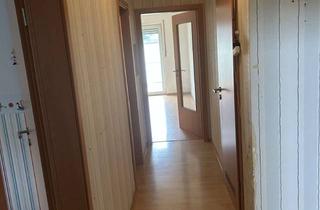 Wohnung mieten in Am Hohen Stein 32, 56218 Mülheim-Kärlich, Schöne 3-Zimmer Wohnung im Hochparterre mit Südbalkon und Garage in Mülheim-Kärlich