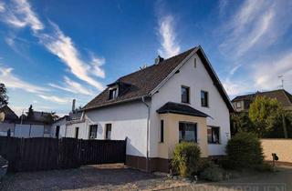 Haus kaufen in 53332 Bornheim, Freistehendes 2-Parteienhaus mit Hof, Halle, Scheune, und viel Potenzial in ruhiger Lage in Walberbe