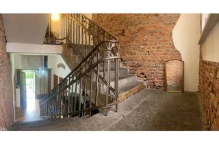 Haus kaufen in 55430 Perscheid, Geräumiges Wohnhaus mit zwei separaten Einheiten – perfekt für Familien und Investoren.