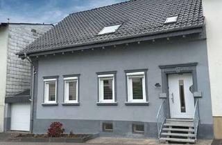 Haus kaufen in 66649 Oberthal, 1-2 Familienhaus in TOP-Zustand mit schönem Garten - Oberthal