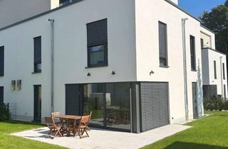 Haus mieten in 61440 Oberursel, Doppelhaushälfte (KfW 55, A+), 207 m² Wfl., 7 Zi., PV, Smart-Home-Technik in ruhiger Feldrandlage