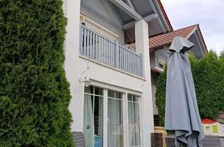 Haus mieten in Hofmarkstraße, 94553 Mariaposching, Gepflegte Doppelhaushälfte mit Garage in Mariaposching